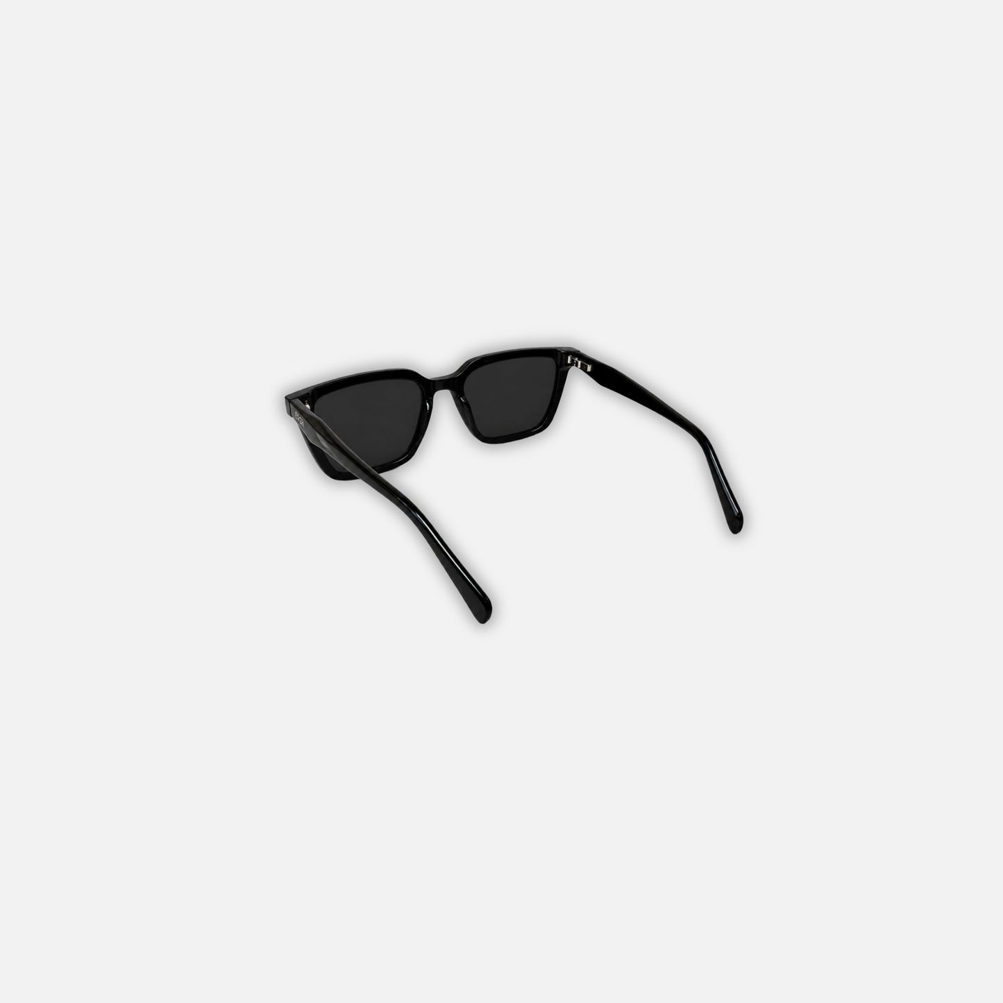 BLACK SQUARE SUNGLASSES
