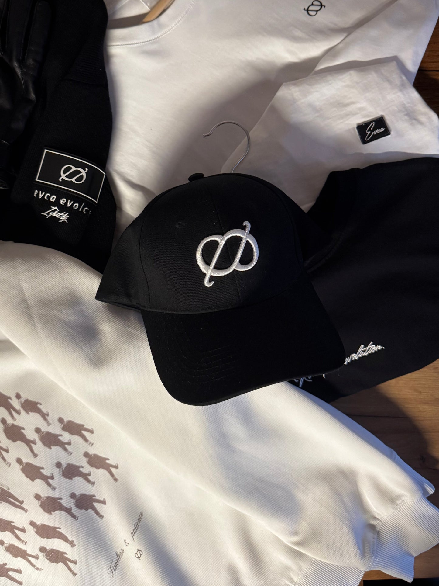 REGULAR BLACK HAT